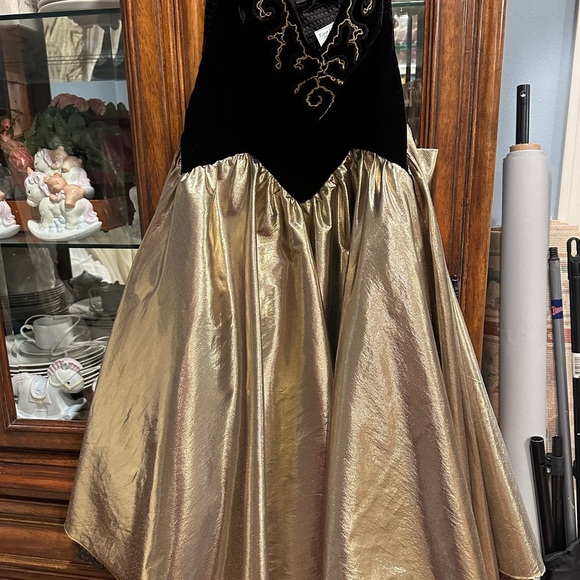 vintage 1980s gunne sax style Black Gold Bow Strapless Holiday Dress Bow - Picture 3 of 14